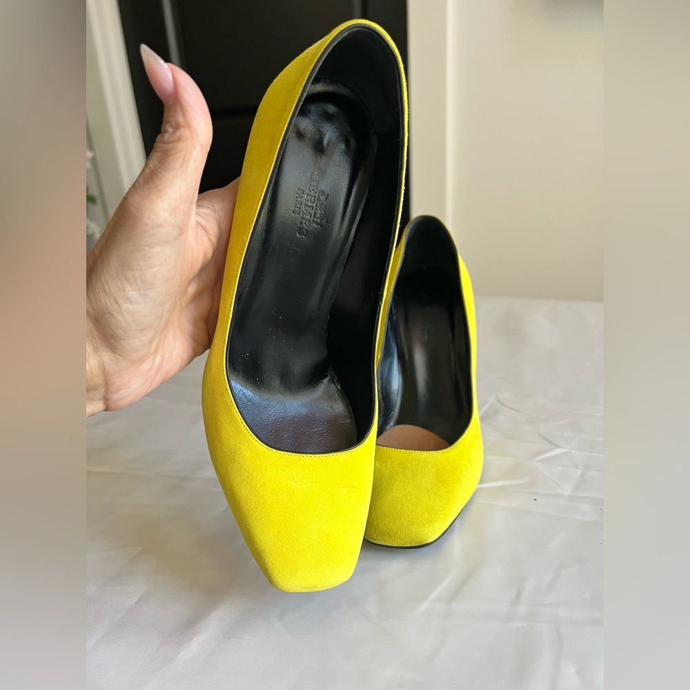Hermés 💛✨ suede Pumps Yellow ✨💛Sz6.5